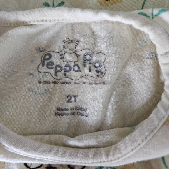 Sale 🎉🥳 4/$25 or $10 Peppa Pig Dress Size 2T - Picture 6 of 6